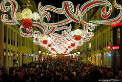 (2009-12-20) Iluminación de navidad N028R. Calle Larios.jpg