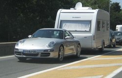Porsche 997 caravan 02.jpg