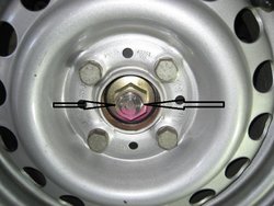 Rueda montada provionalmente para probar en carretera.jpg