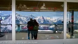 Gloria en los Alpes.jpg