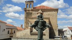 Estatua-de-Sa-Pedro-de-Alcántara.jpg