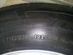 pneu 007.jpg