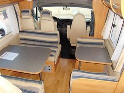 corala690dk_salon.jpg