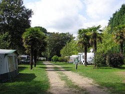 Camping Orangine de Lanniron (1).jpg