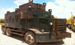 Los carteles de droga mexicanos están construyendo vehículos blindados al estilo Mad Max 01.jpg