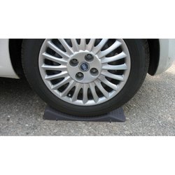 cunas-anti-deformacion-de-los-neumaticos-fiamma-wheel-saver (1).jpg