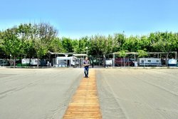 salida  a la playa desde el camping.jpg
