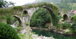 puente romana (cangas onis).jpg
