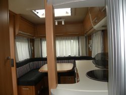 interior caravana 3.jpg