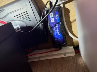 IMG_9562 cargador bateria.jpeg