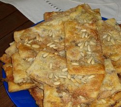Coca de llardons.JPG