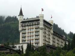 Castillo (ahora Hotel) de Gstaad.jpg