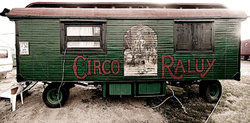 Circo-raluy-caravana-madera-5jpg.jpg