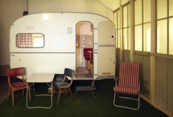 normal_caravan-hotel-concept6.png
