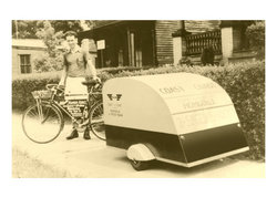 small-homobile-trailer-with-bike.jpg