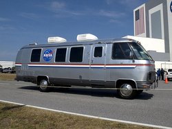 799px-NASA_Astrovan.jpg