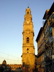 Torre dos Clérigos1.jpg