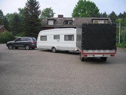 Caravana_remolcando.jpg