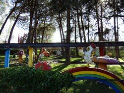 PICA3.JPG