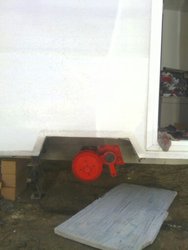 tambor pintado rojo caravana.jpg