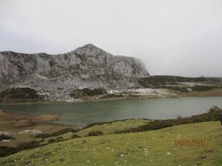 Lago Ercina.jpg