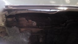 Esquina delantera derecha 1.jpg
