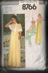 Simplicity_8766_front.jpg